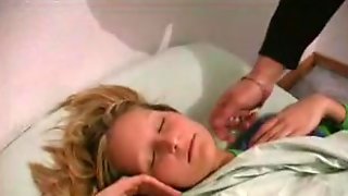 Dude gives his sleeping girlfriend a bright sex surprise