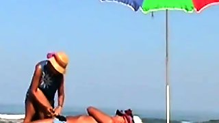 Beach Voyeur Handjob