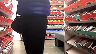 Shopping Flashing