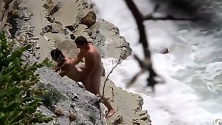 Quickie Sex at the Beach Caught Voyeur