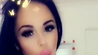 Flashing Tits Webcam