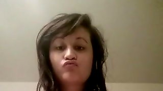 Desi Indian Rich GF Show Me Cute Pussy In Imo