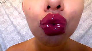Perfect for lipstick blowjob