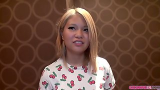 Asian blond hair girl gets creampied