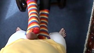 Milf sockjob cum