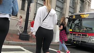 Spandex, Voyeur