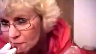 Granny smoking bj