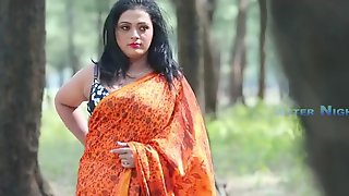 Bengali beautiful lady body show