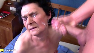 Amateur granny loves the taste of young cum