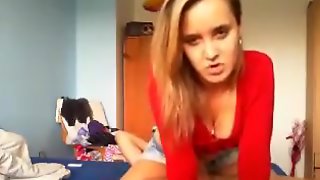 Webcam Girlfriend Sucking Boyfriend