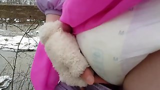 Flashing a Wet Diaper Outdoors