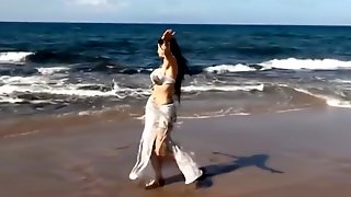 Bellydancer