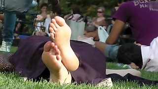 Candid soles of feet of attractive middle aged lady