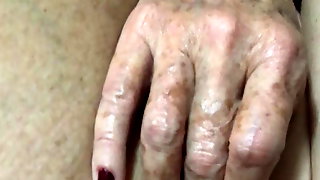 75 years old granny pussy cum 