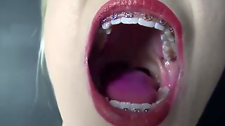 Tongue Fetish Solo, Uvula
