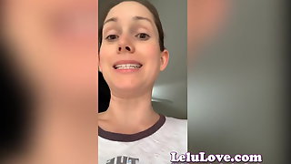 Lelu Love- VLOG: Latex Shorts Peeing Closeups Masturbating