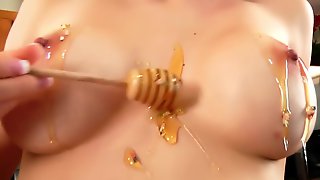 Giantess - Trapped in Honey