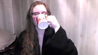 BBW Drinks Alka Seltzer to Clear Nose And Throat