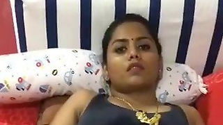 Singaporean Married Indian MILF in action