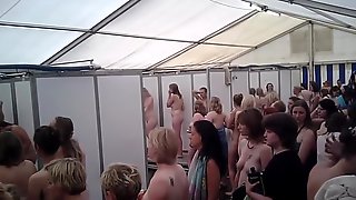 Festival Voyeur, Voyeur Shower, Festival Public