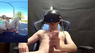 Cumming with Shiri Allwood in Oculus Rift S