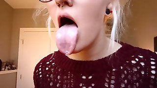 Long Tongue