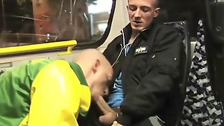 Spanish gay public blowjob Mamada En El Autobus - HQ