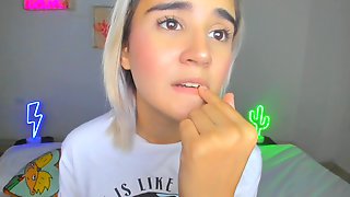 Sweet sugar 18yo blonde masturbating solo on webcam