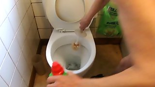 Toilet Masturbate