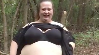 Ssbbw bbw flashes big butt and belly in park publicly