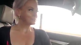HANNAH STRANDED SUCKS COCK SHOW AND SWALLOW FOR A RIDE