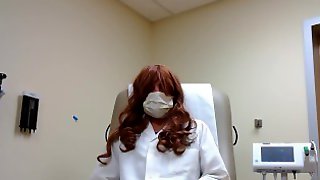 TS Doctor Private Time In The Middle Of The Work Day