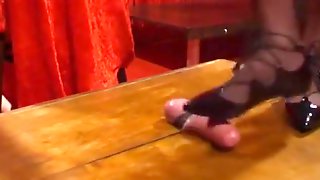 Shoejob, Trampling