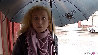 Mature Seduce to Fuck for Cash at Street Casting German 