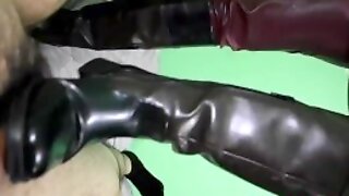 Almost 20min of BOOTJOB! Cum in leather riding boots & handjob (PREVIEW)