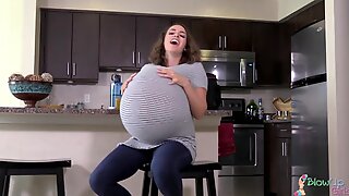 Preggo