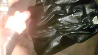 Wank on my leather jacket with cum