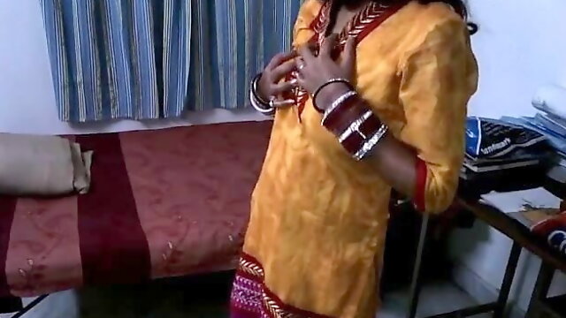 Recording hot Desi bhabhi