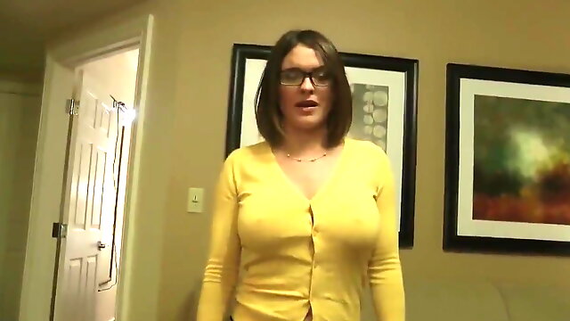 Best Sex in My Life! My Step Mom Let Me Cum Inside Her Pussy