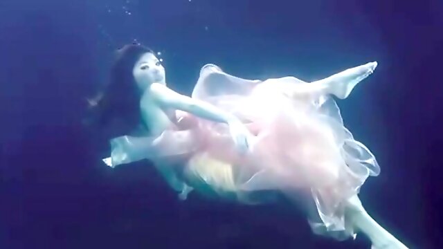 Chinese underwater model