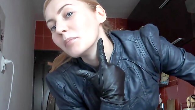 Leather Mistress