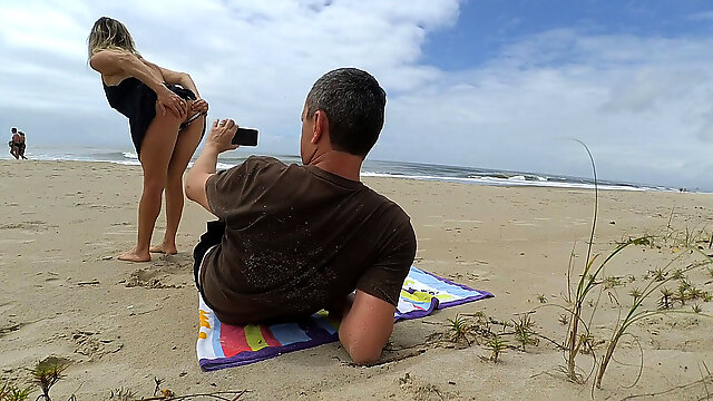 Mutti, Öffentlichkeit, Strand, Brasilien