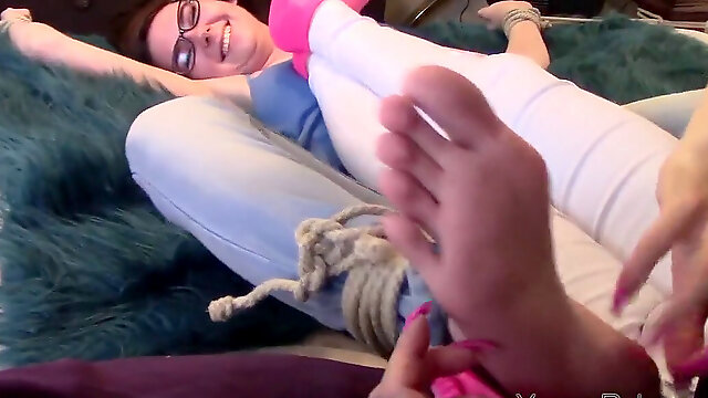 Nerdy female sole Worship and Tickle