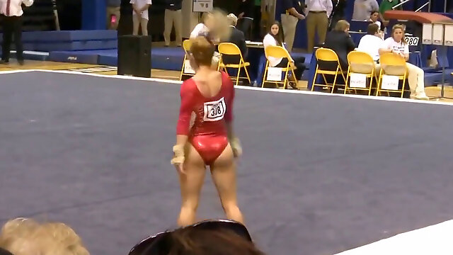 Mind-blowing fit gymnasts