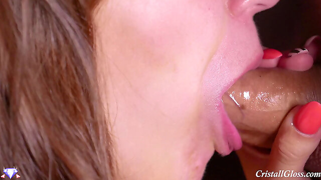 MILF blow-job and guzzle Closeup - Cristall sheen