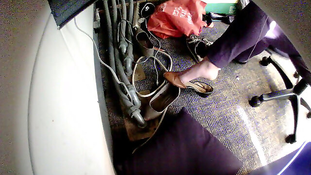 Candid Under Desk Office Shoeplay - dipping, suspending, super-sexy feet, boots off