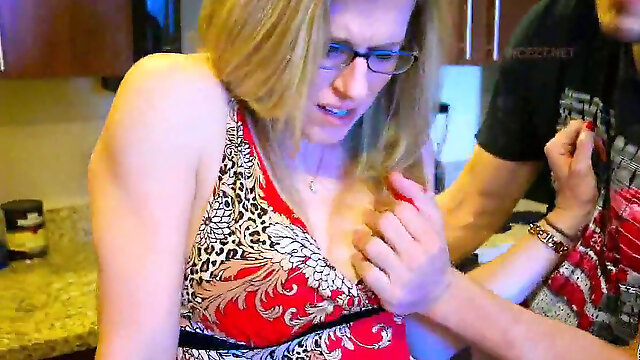 Faux mother blackmailed by sonnies pt 1 - Cory Chase