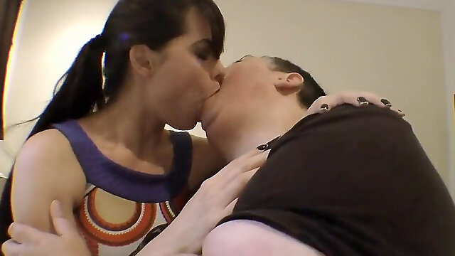 Ultra-cute chick and fat guy swap spit for a half hour hetero