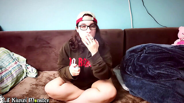 Obese lil nerd SUCKS pecker while she gets HIGH!!! *Short*