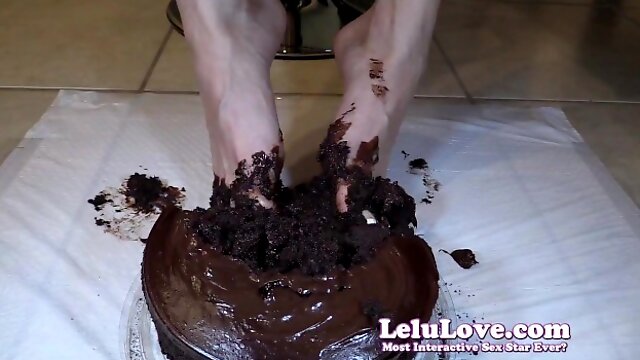 Lelu Love-Lick Messy Chocolate Cake Off My Feet JOE